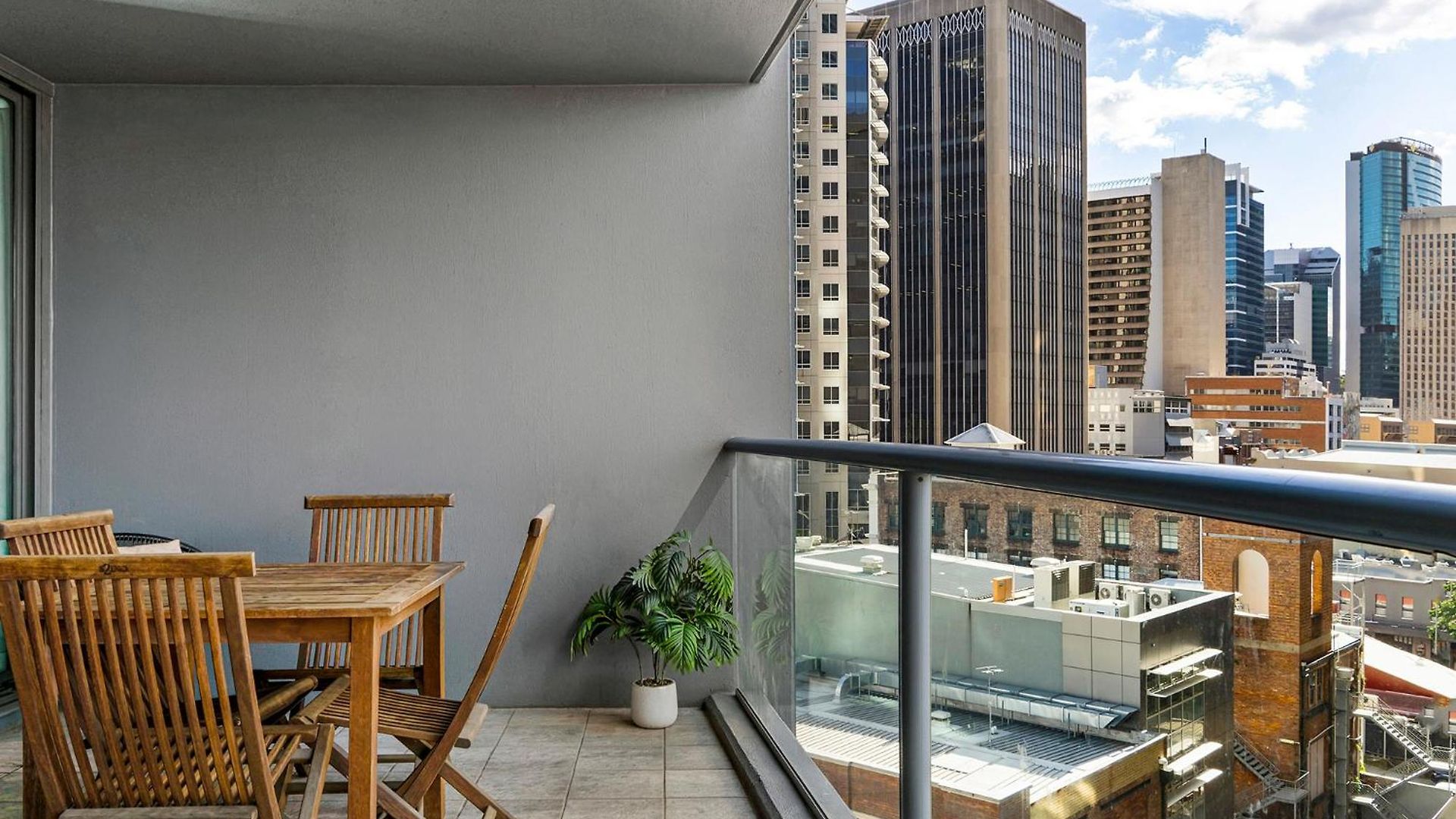 Bridge Views - Sleeps 8 - Cbd - Pool, Gym & Parking Brisbane
