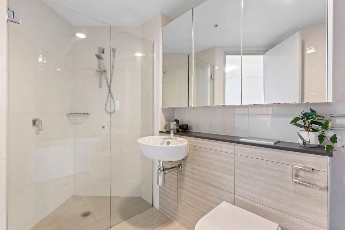 Ryeva With Free Parking, Pool, Sauna, Gym & River Views Apartment Brisbane