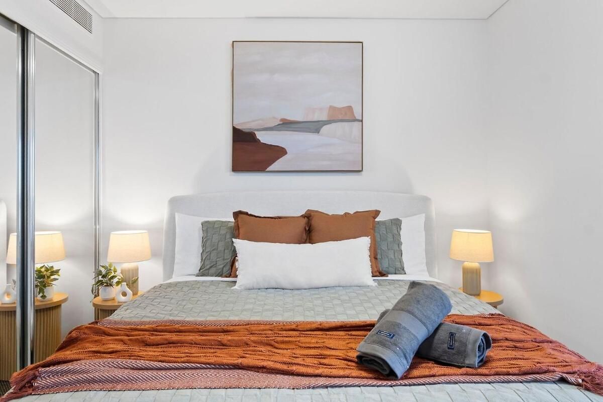 Ryeva With Free Parking, Pool, Sauna, Gym & River Views Brisbane