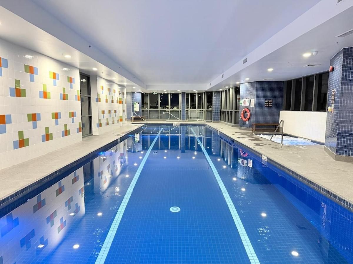 Apartment Ryeva With Free Parking, Pool, Sauna, Gym & River Views