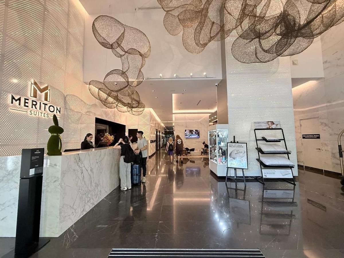 Ryeva With Free Parking, Pool, Sauna, Gym & River Views Apartment Brisbane