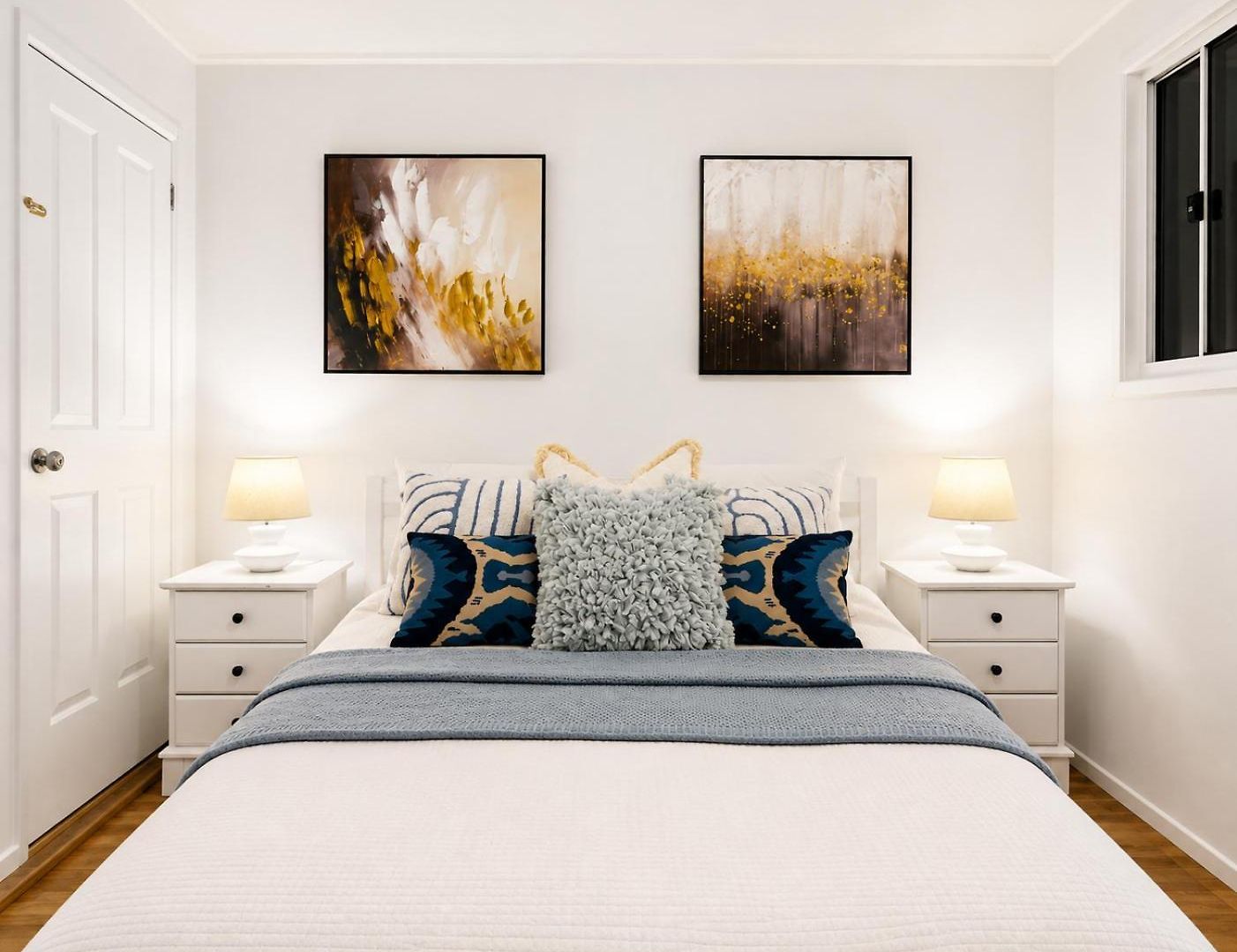 Modern Holland Park Unit With Easy Access Apartment