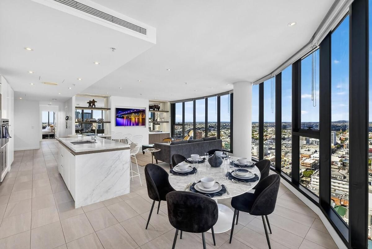 Luxe 3br Penthouse With Story Bridge And River Views Apartment *