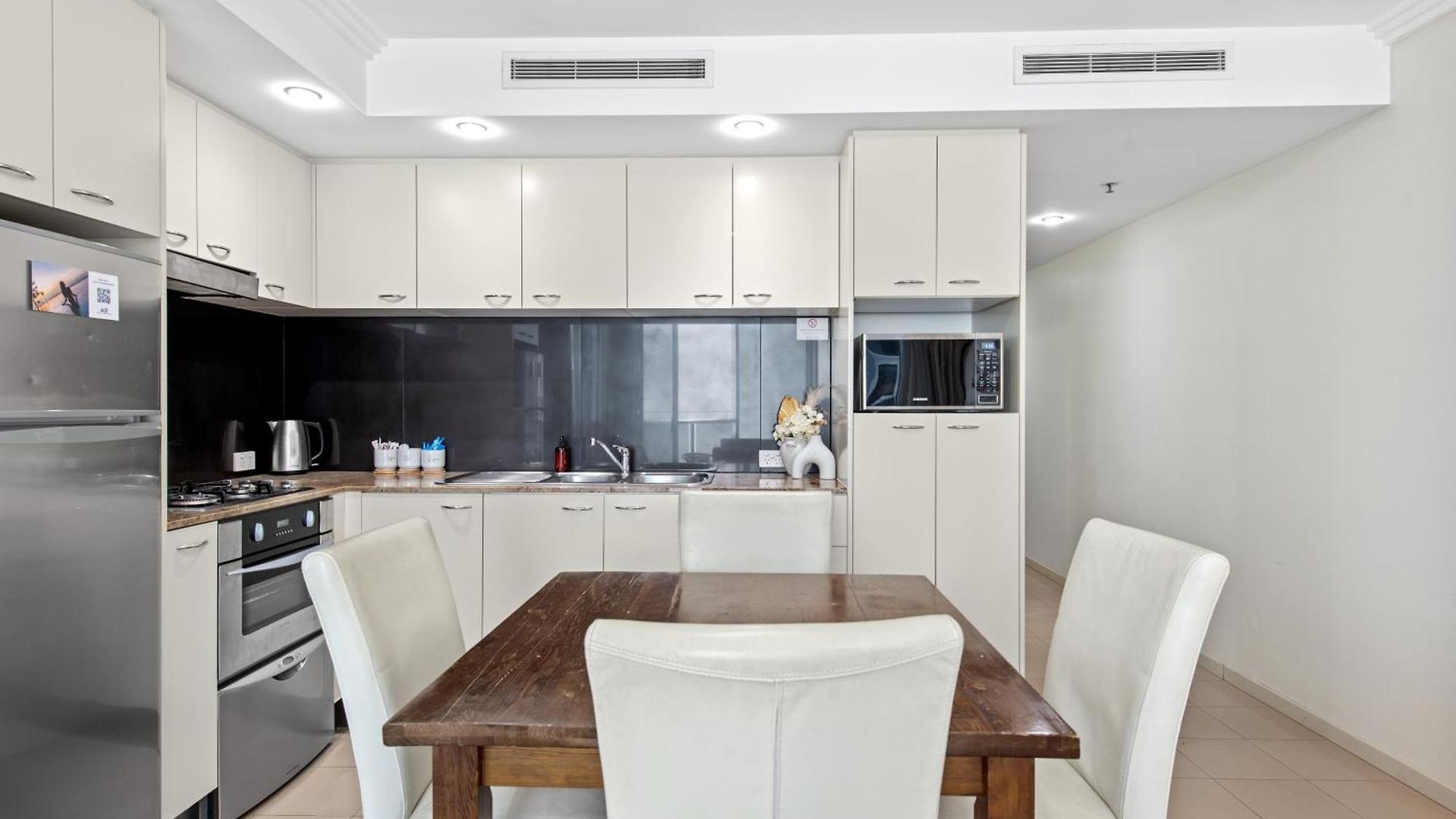 Apartment Stylish Cbd With Pool, Sauna, Gym & Bathtub Brisbane