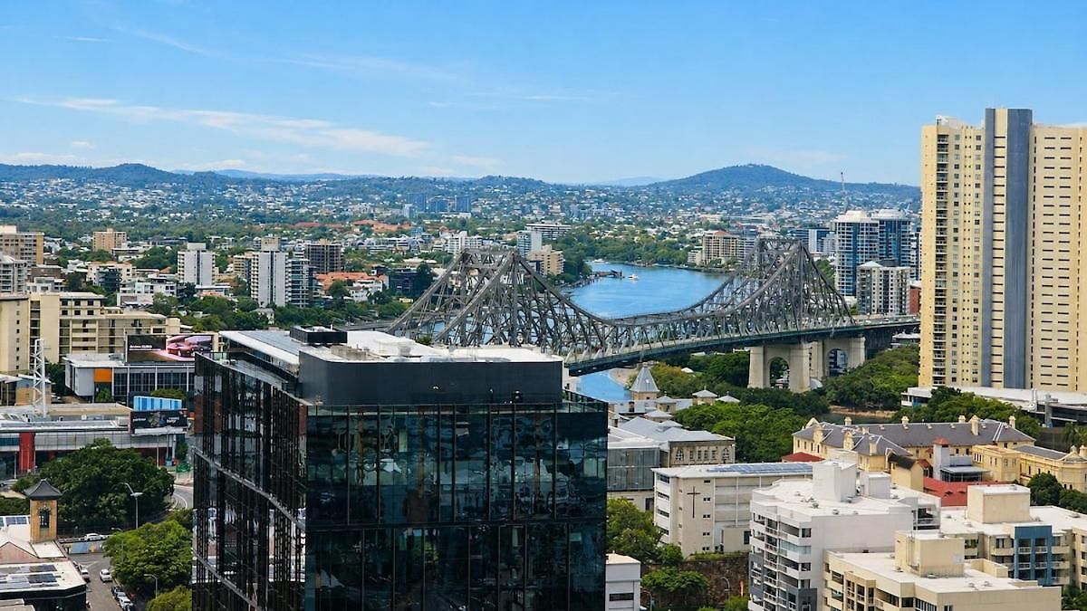 Luxe 3br Penthouse With Story Bridge And River Views *