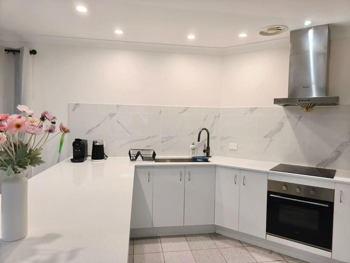 Sunnybank Hills Walkable Retreat