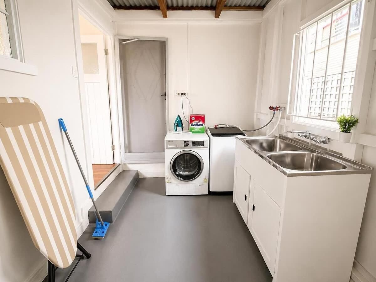 Spacious & Stylish Family Friendly Near Cbd Holiday home Brisbane