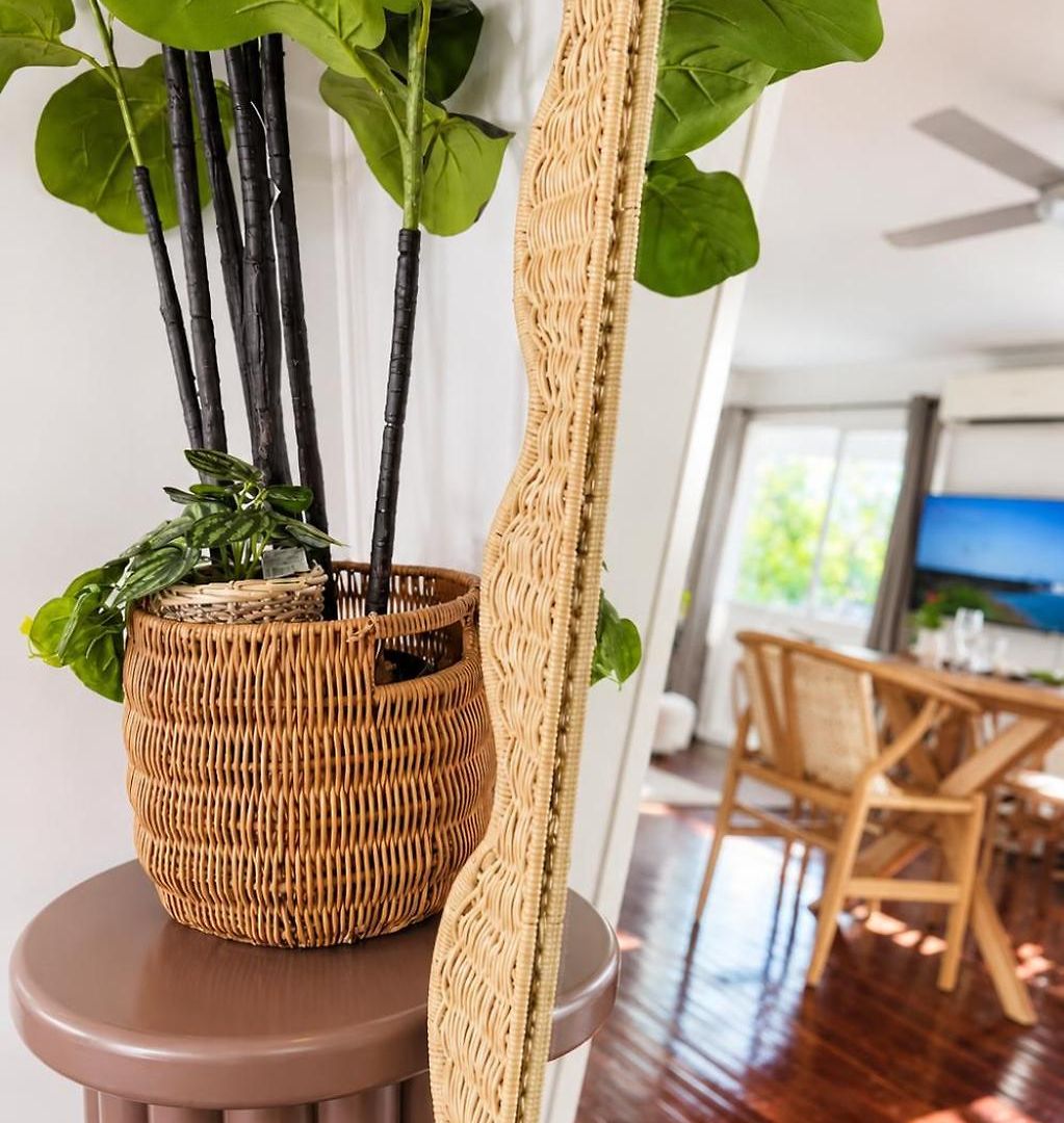 Chic Urban Escape In Norman Park - Holiday home Brisbane
