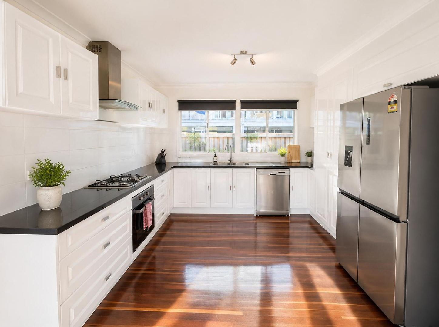 Chic Urban Escape In Norman Park - * Brisbane