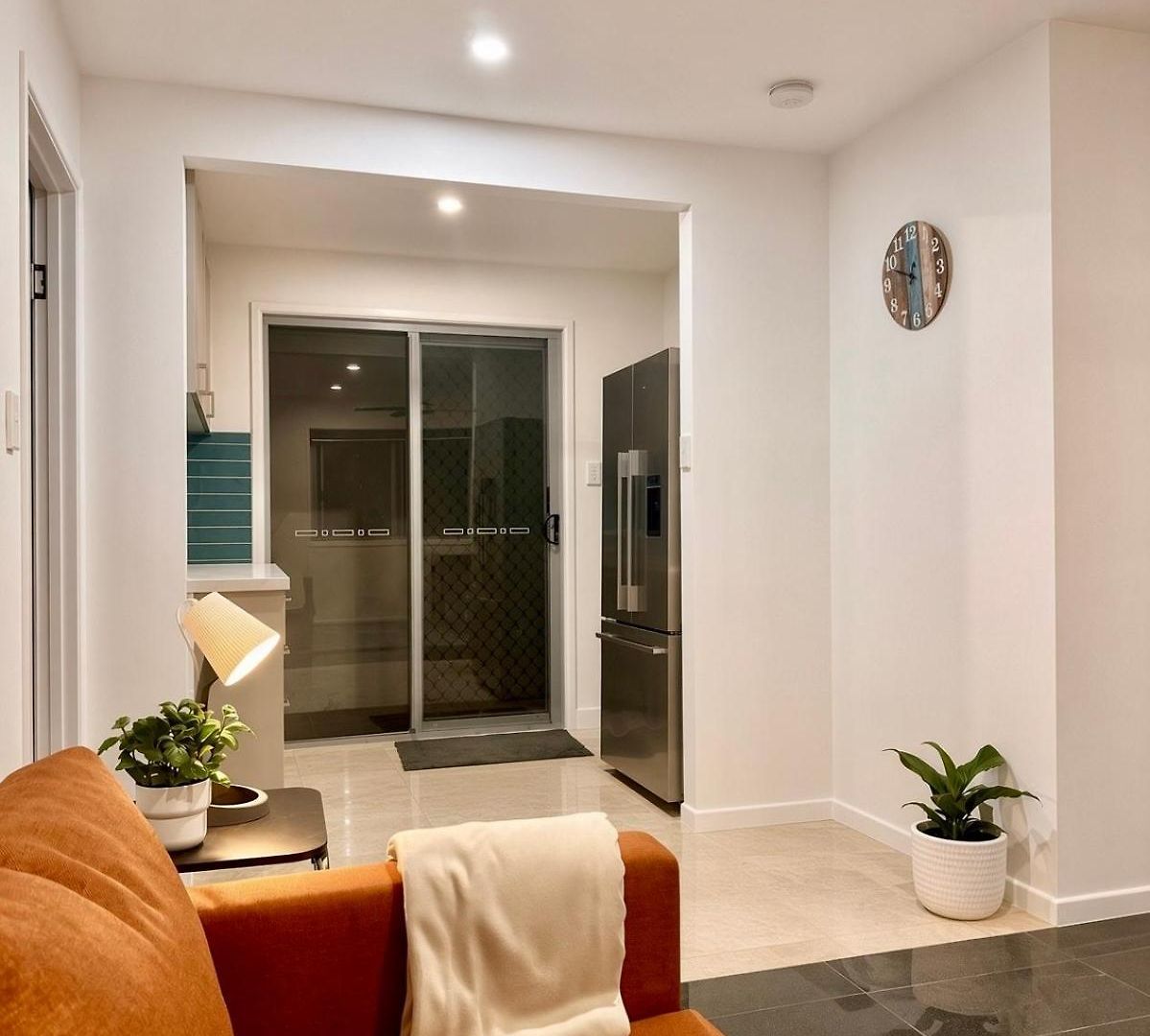 Self-contained Unit In Highgate Hill * Brisbane