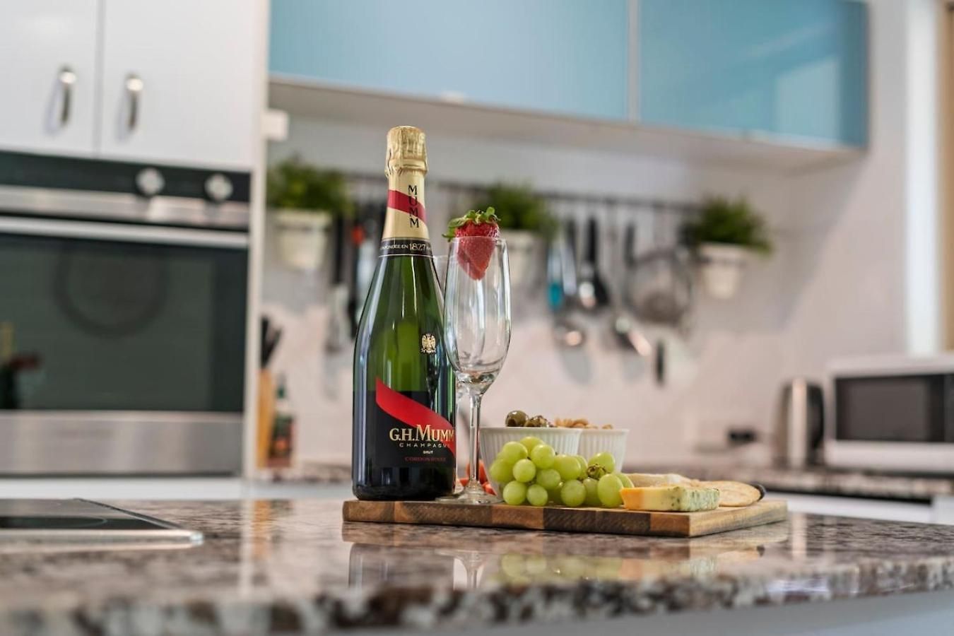 3br Bulimba Family Retreat