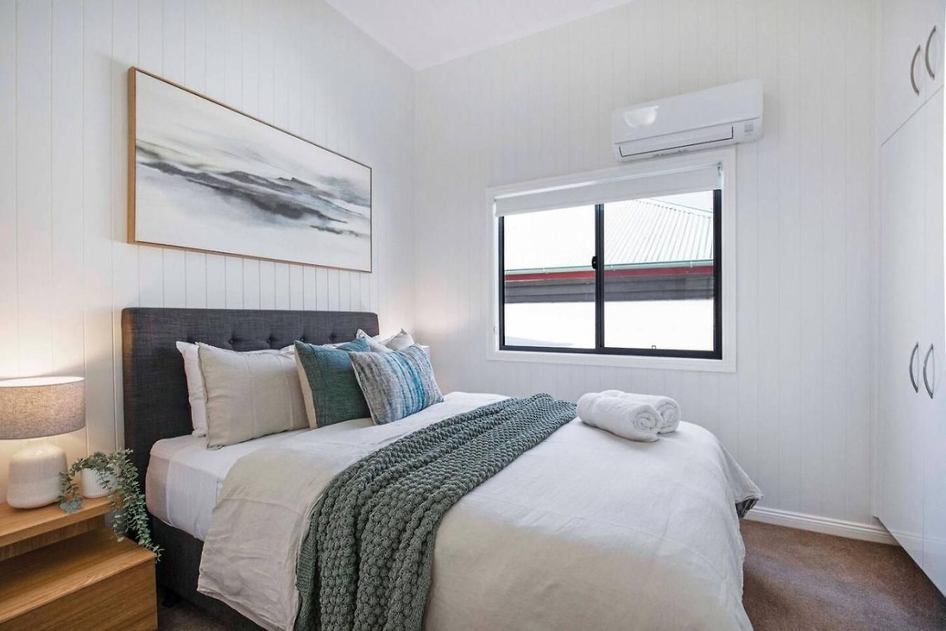 Retreat - 4bed Holiday home *