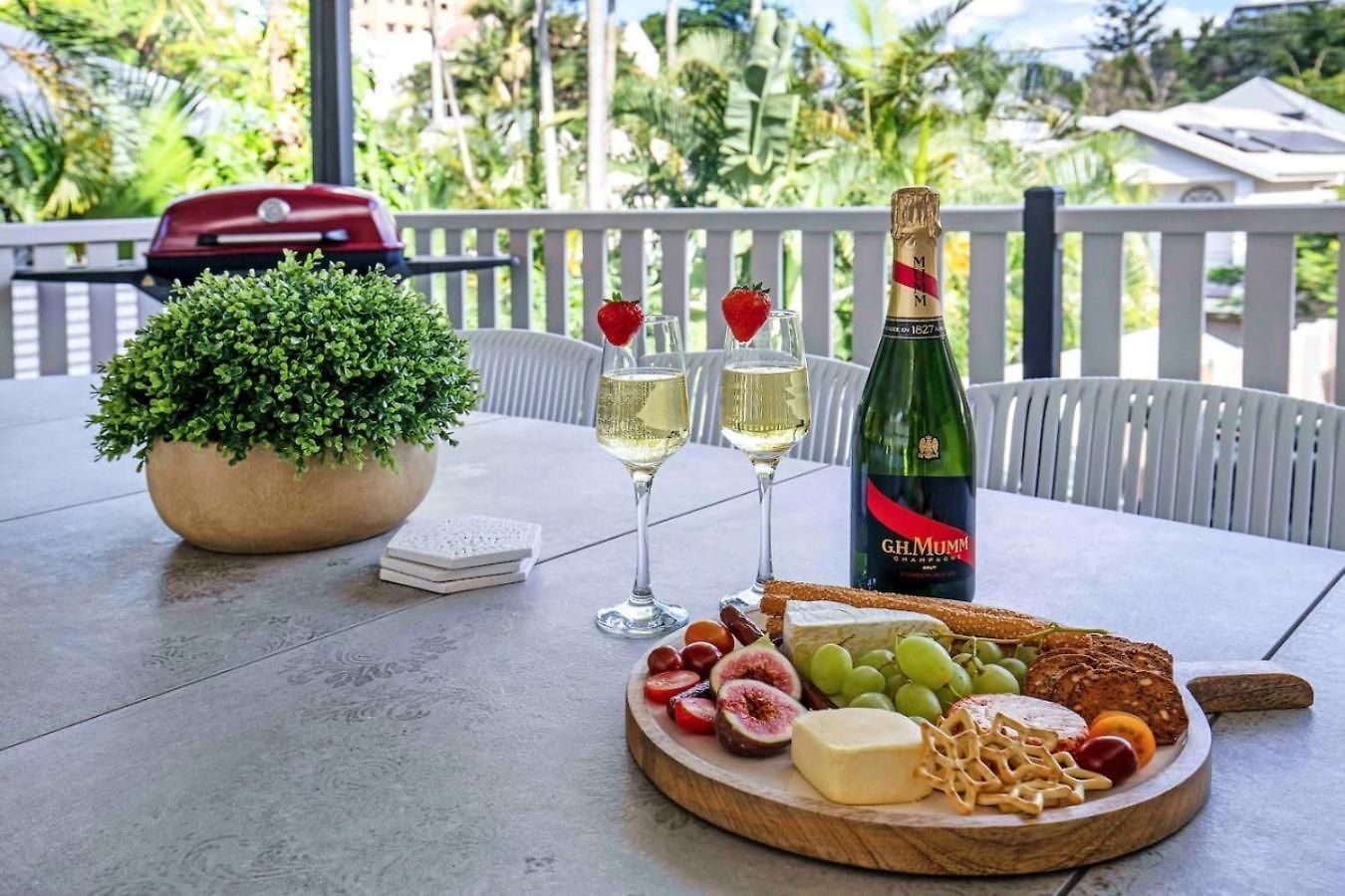Retreat - 4bed Brisbane