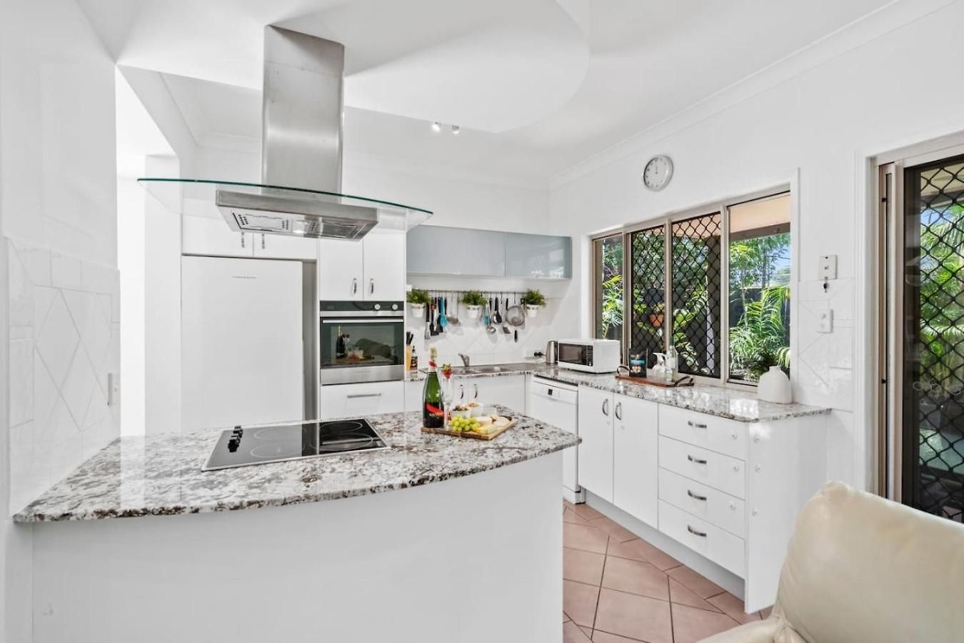 3br Bulimba Family Retreat *