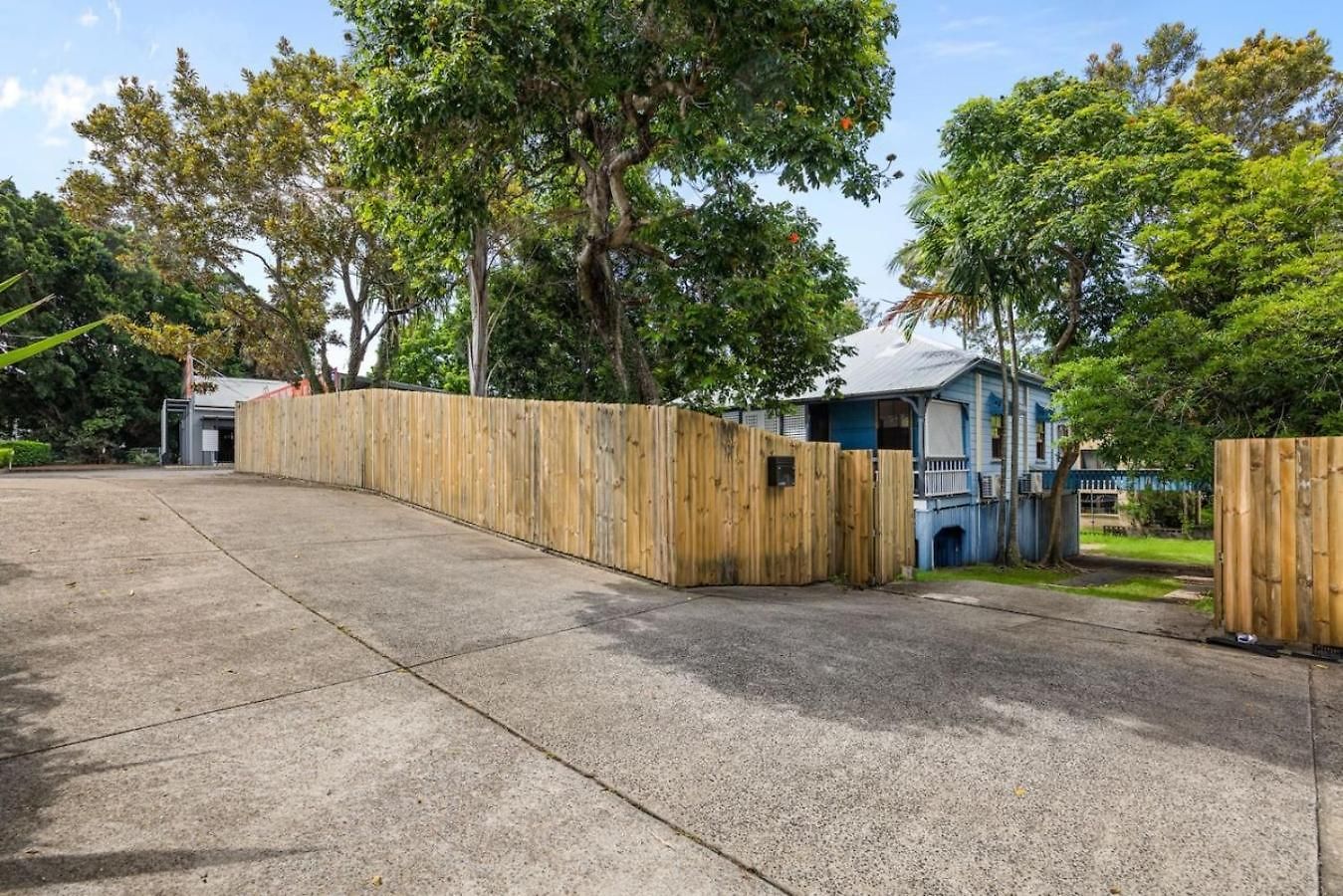 Charming Queenslander Sleeps 6 Near Cbd And Park Holiday home Brisbane