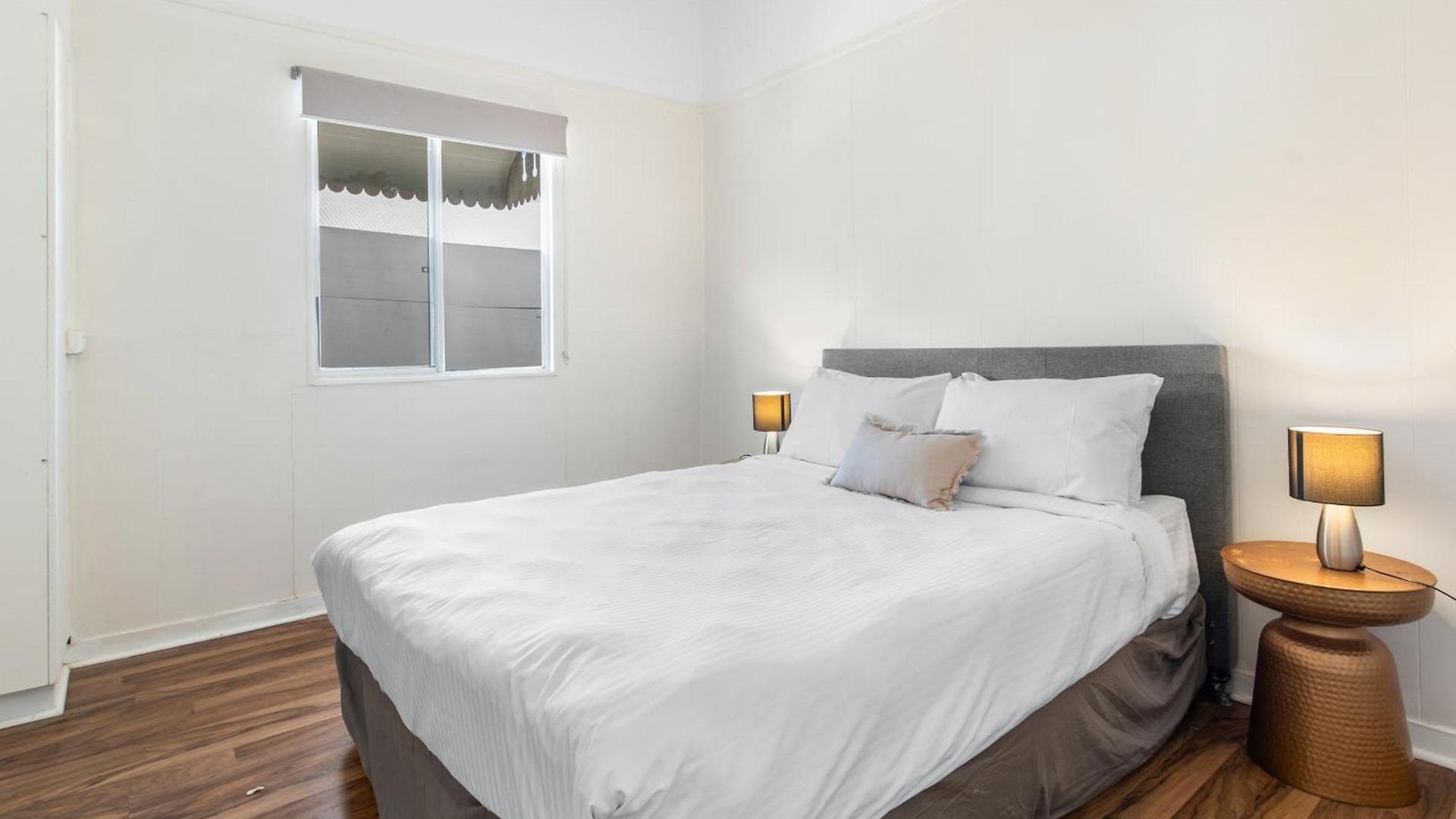 Elegant 4-bedroom Upper-level In Camp Hill *