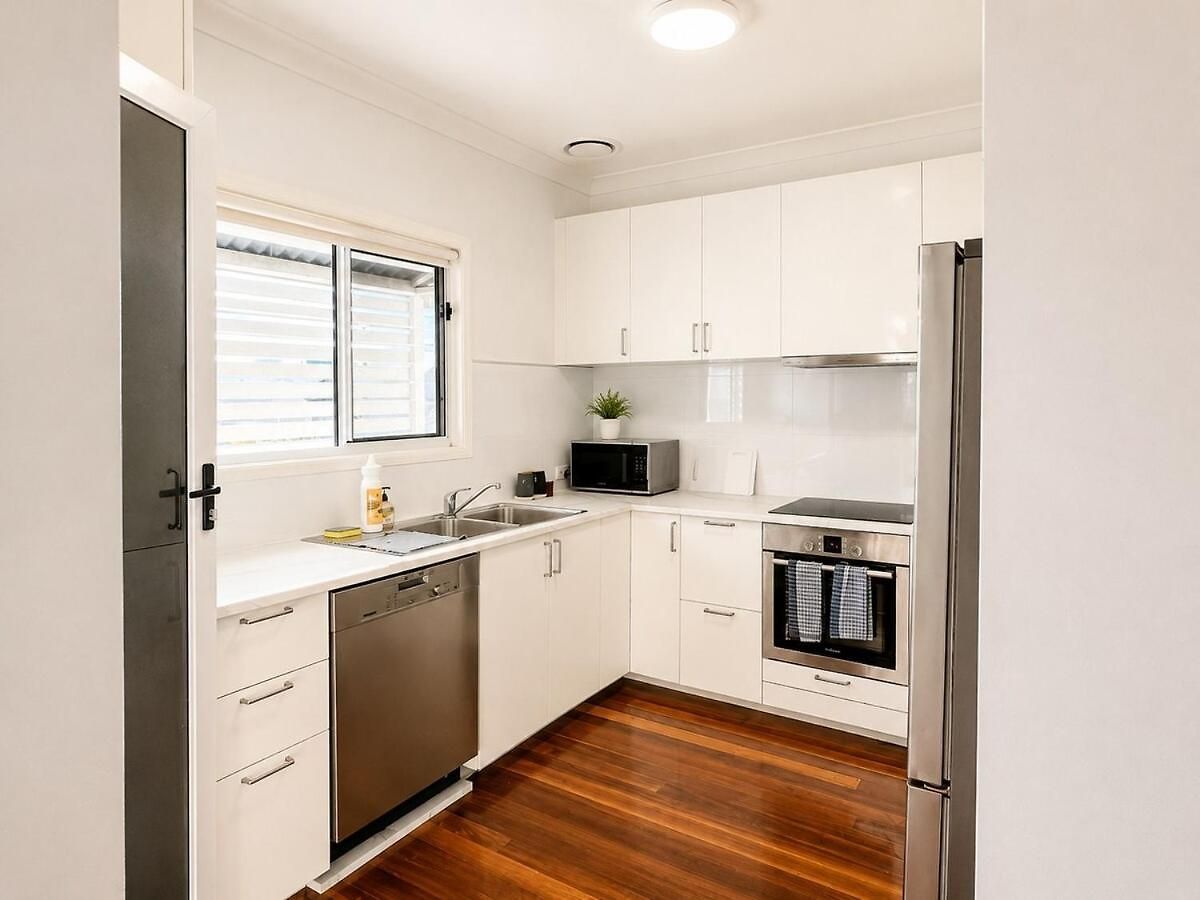 Holiday home Charming Queenslander 3 Bed 1 Bath In West End *