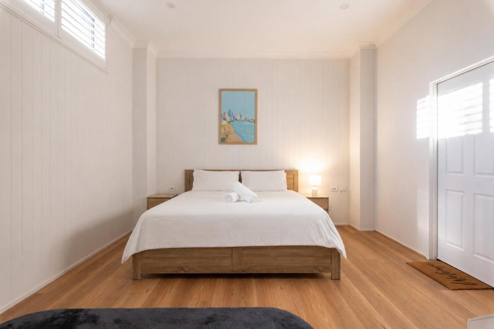 Bayside 4br Family Retreat | Walk To Manly Harbour