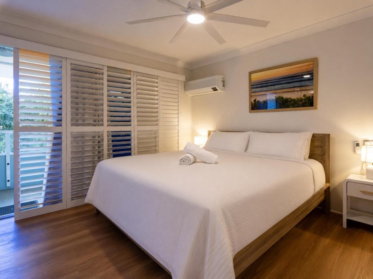 Bayside 4br Family Retreat | Walk To Manly Harbour