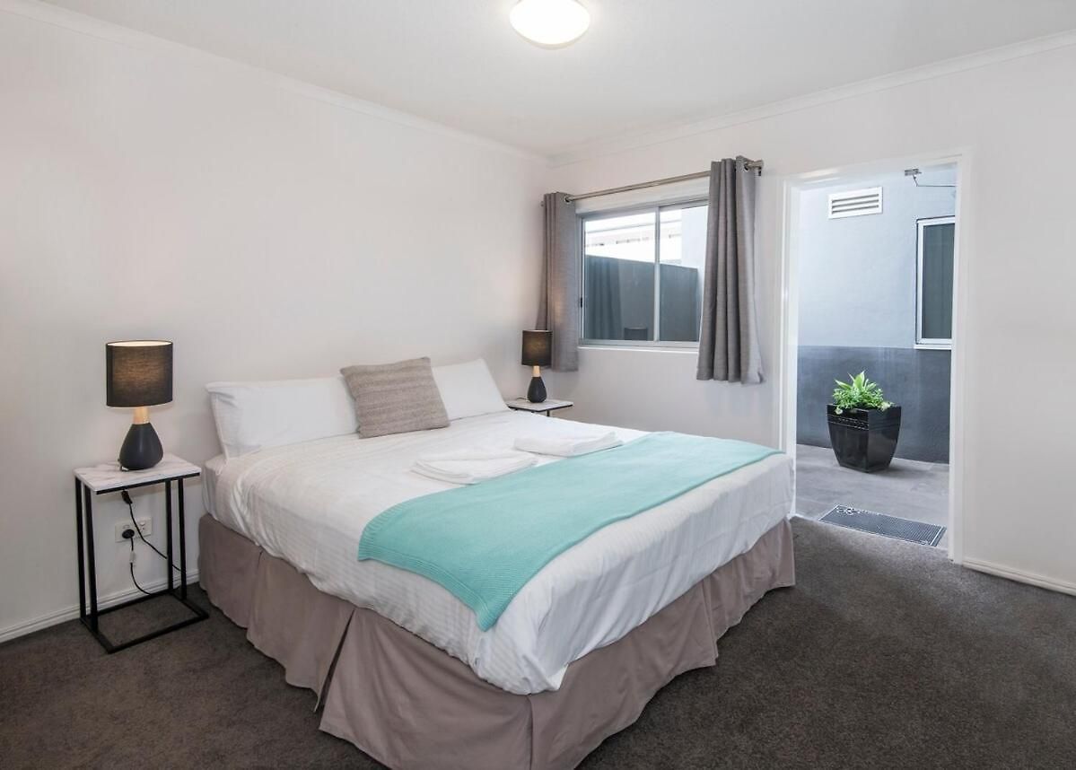 Apartment Oversized 2 Bed With Terrace And Free Parking - Stroll To Hsw *
