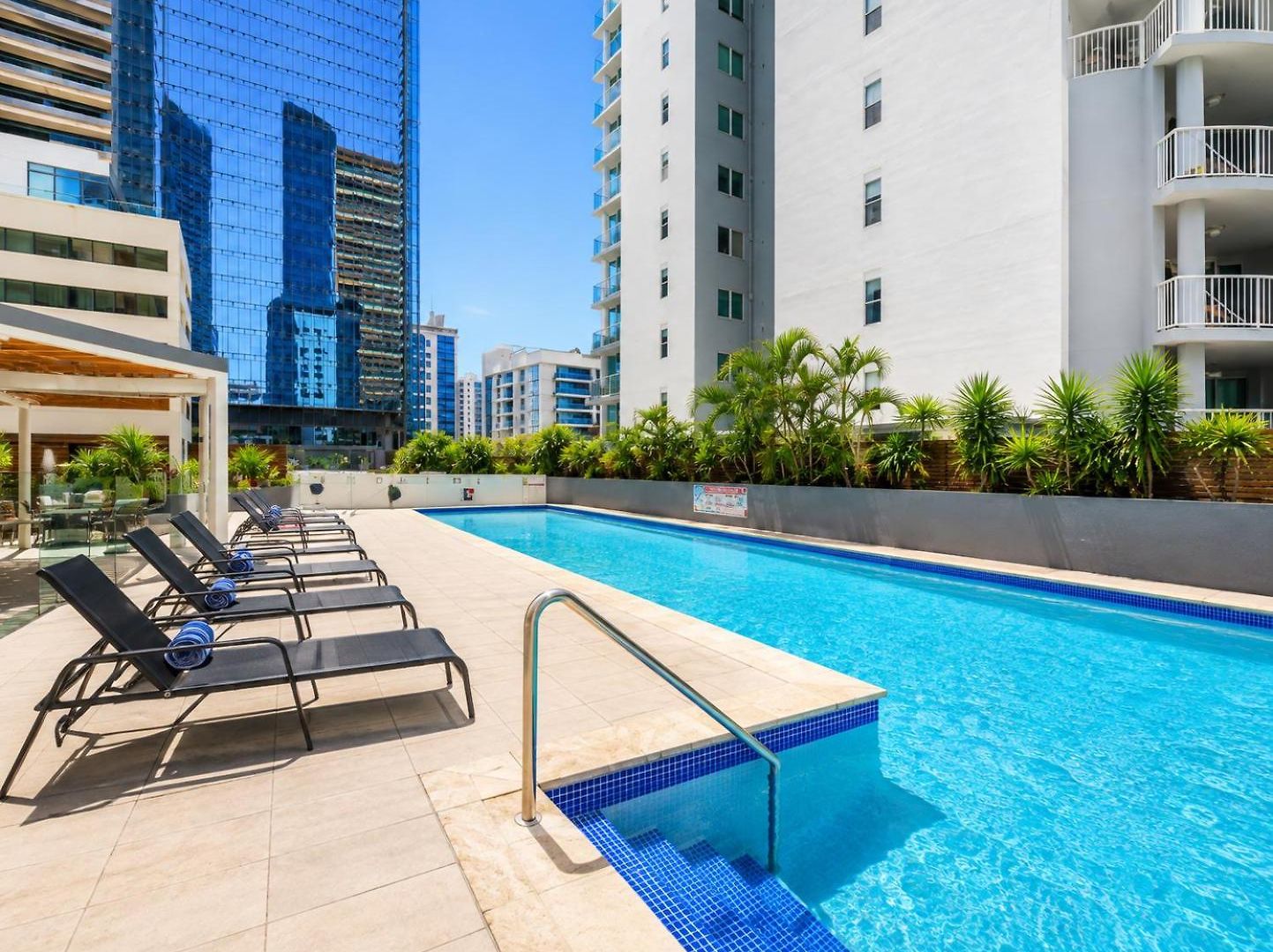 Cbd With Amenities * Brisbane