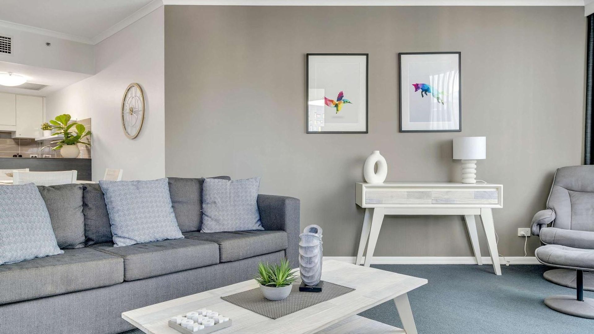 Apartment Bright Modern Cbd Parking Pool & Gym