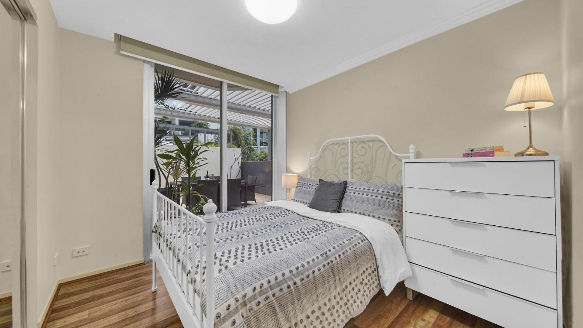 Mary Apartment