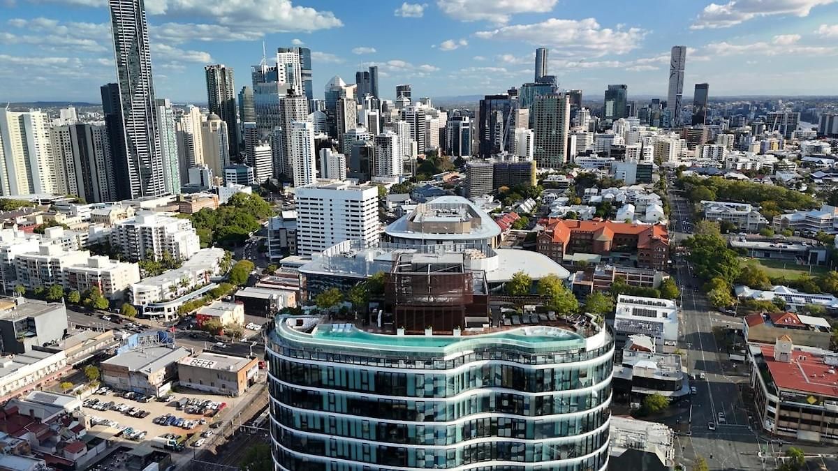 Apartment Lvl 22 - Sleep 8 - Pool Cinema & Parking Brisbane