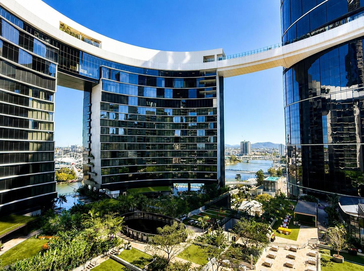 Apartment The Riverglass Retreat Skyline Escape *
