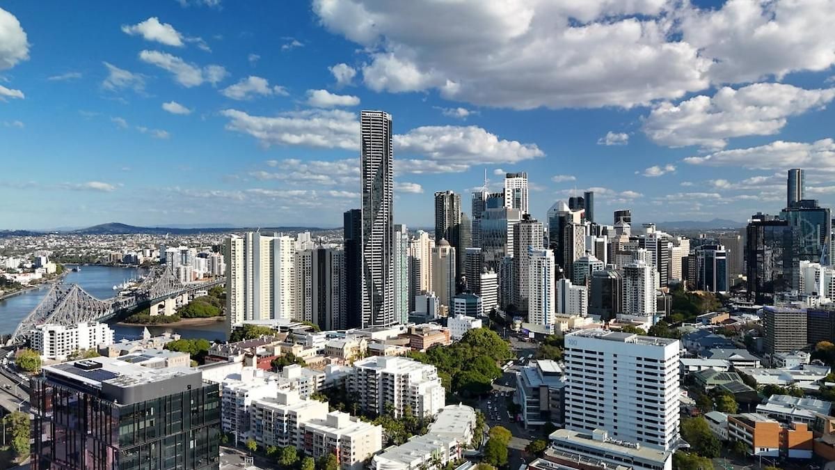 Lvl 22 - Sleep 8 - Pool Cinema & Parking Apartment Brisbane