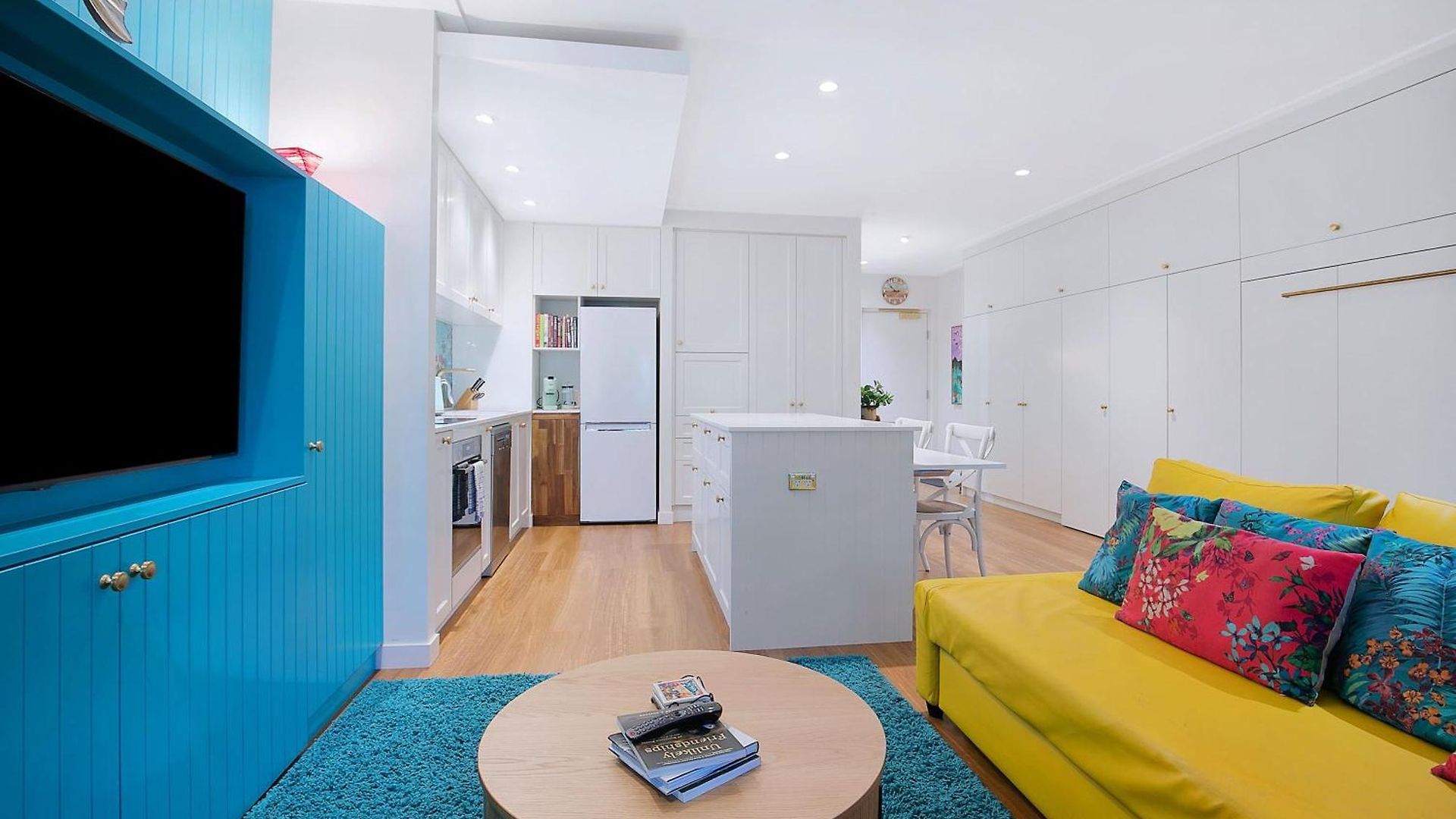 Apartment The Fishbowl - 1bed-1bath-1car-pool Brisbane