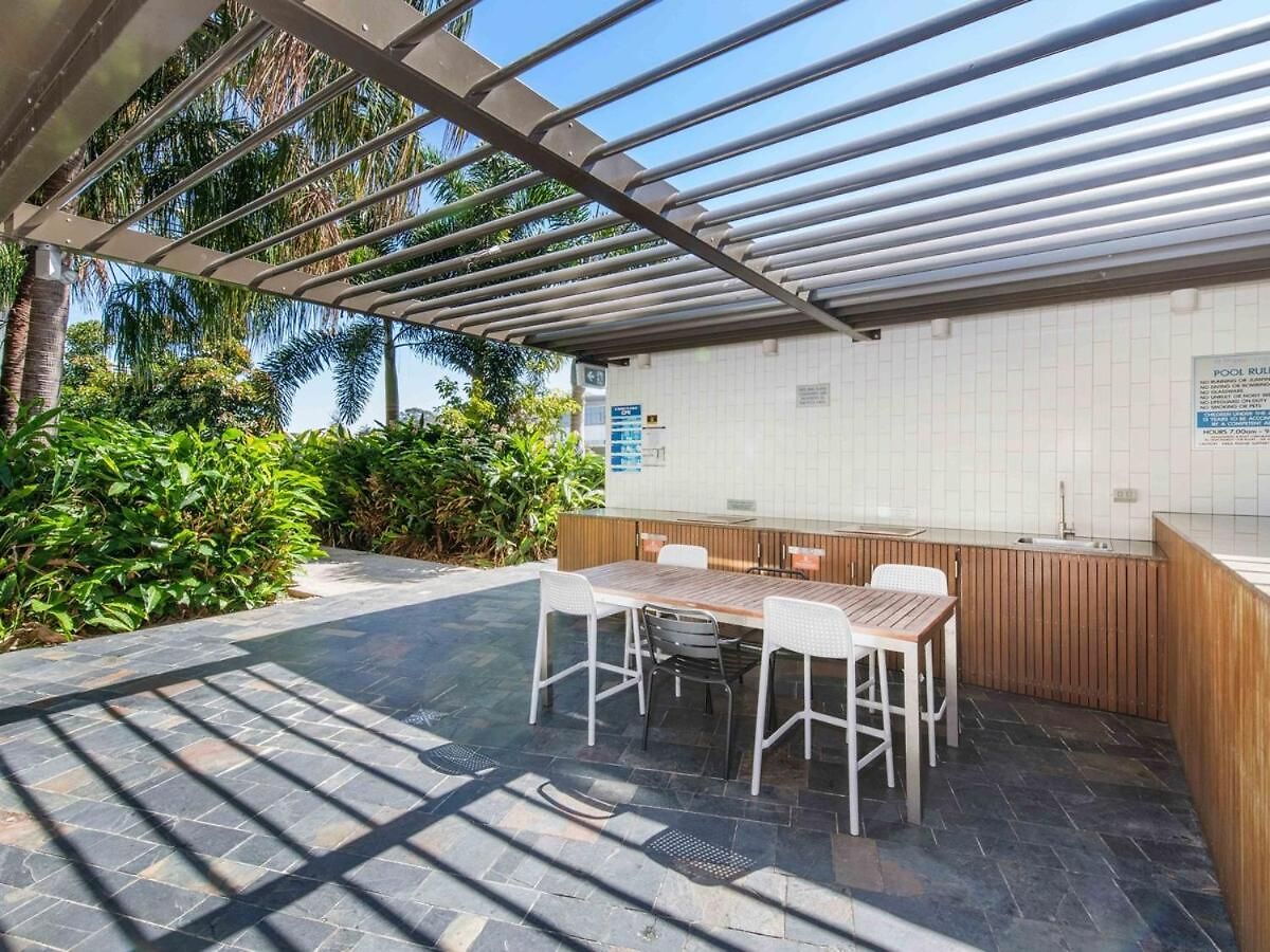 Apartment Urban Oasis Premier Lifestyle Escape Free Parking