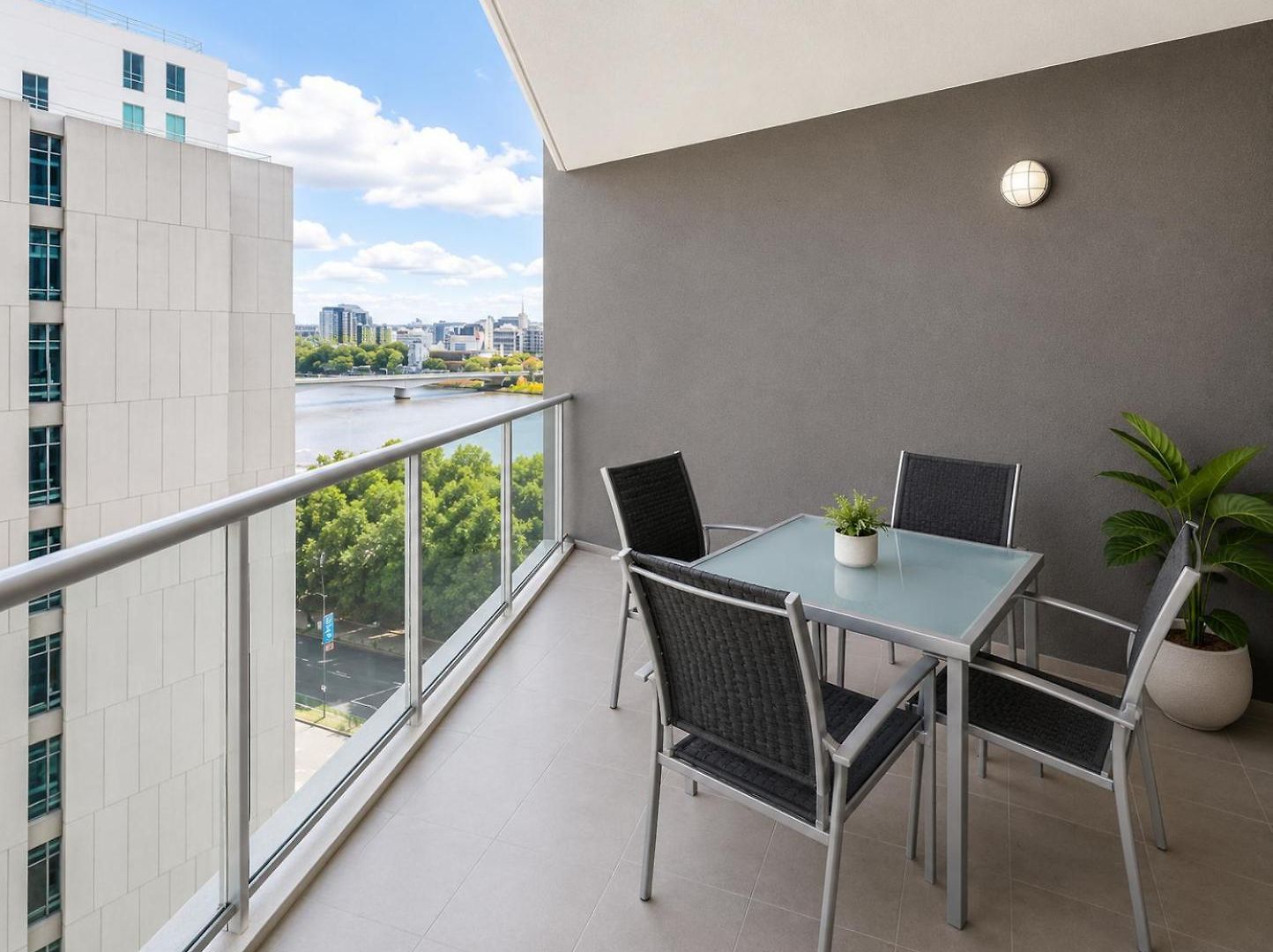 Cbd With Amenities