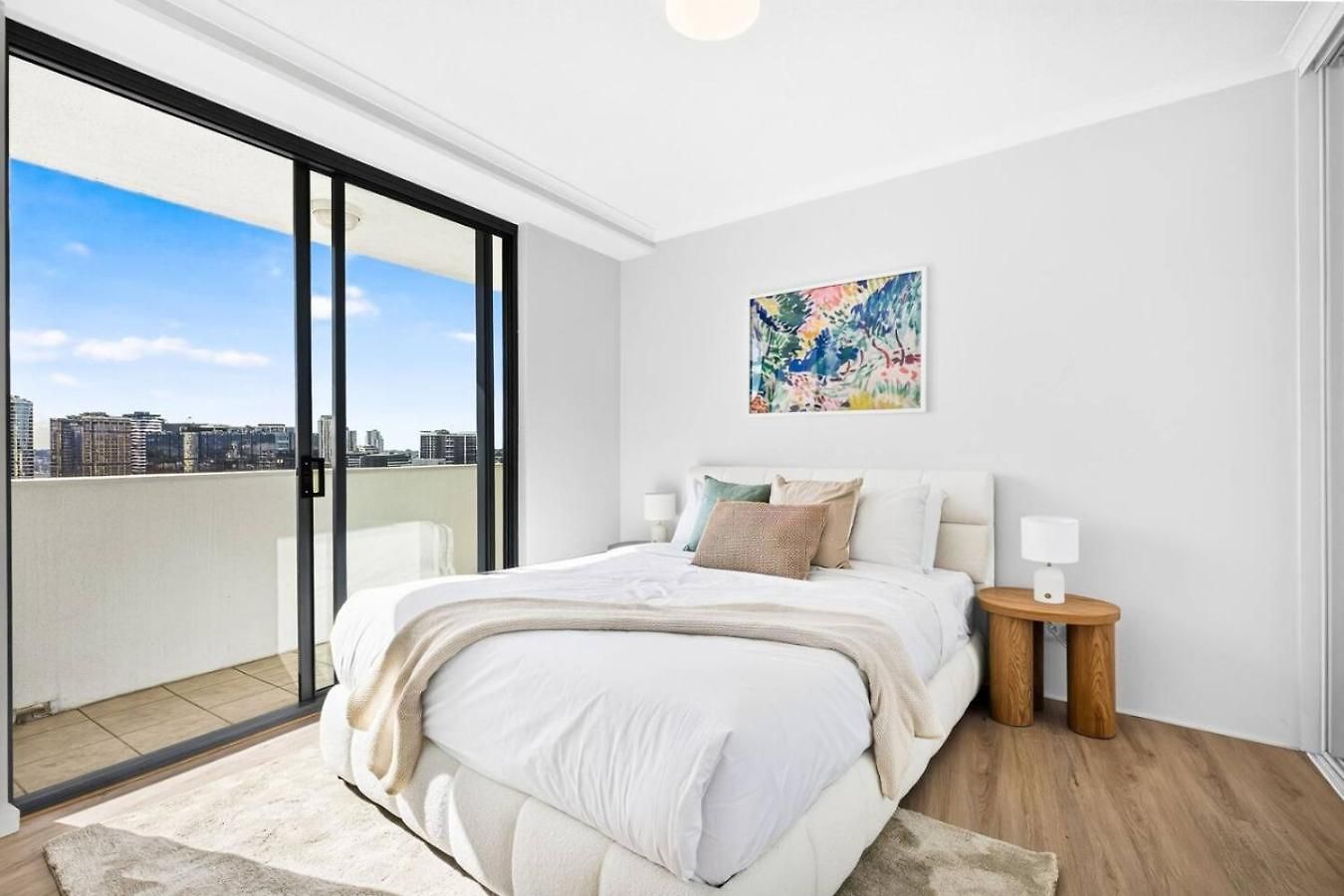 Wake To The River 3 Bedroom Riverside With Pool Gym And Parking *