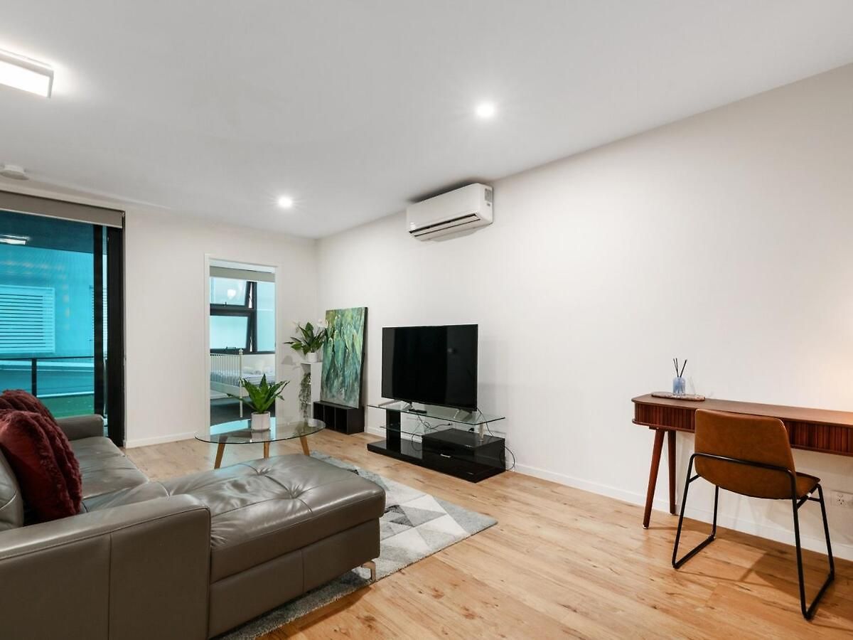 Spacious Nest Convenient Everywhere Free Parking Apartment *