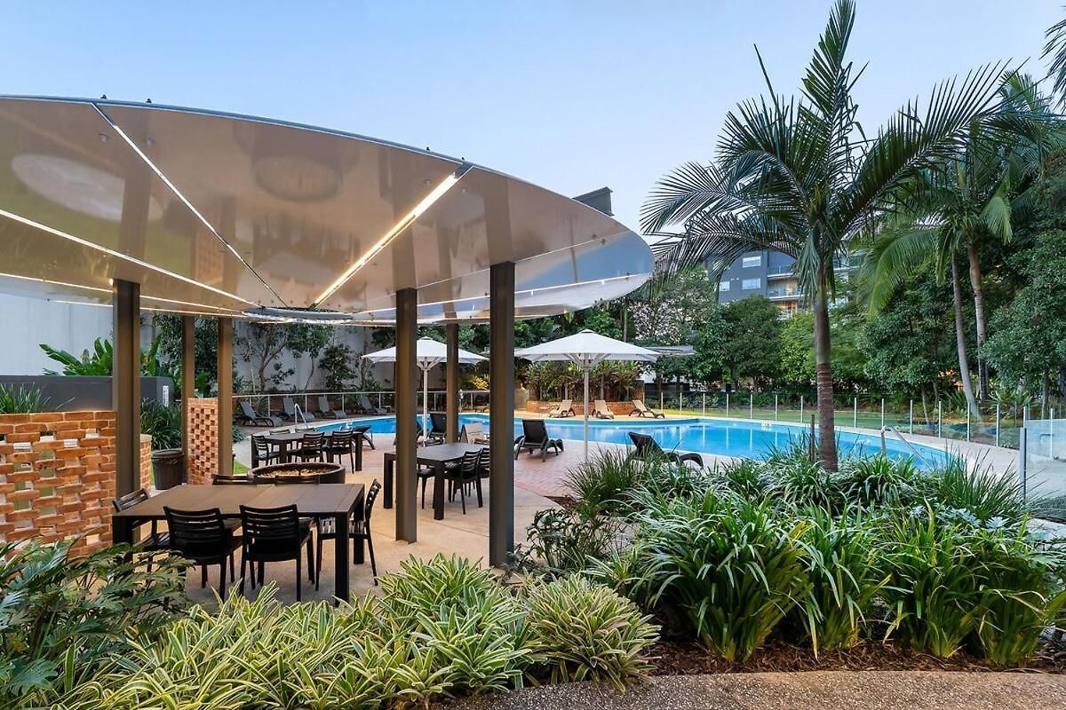 Spacious And Stylish 3br In West End Brisbane