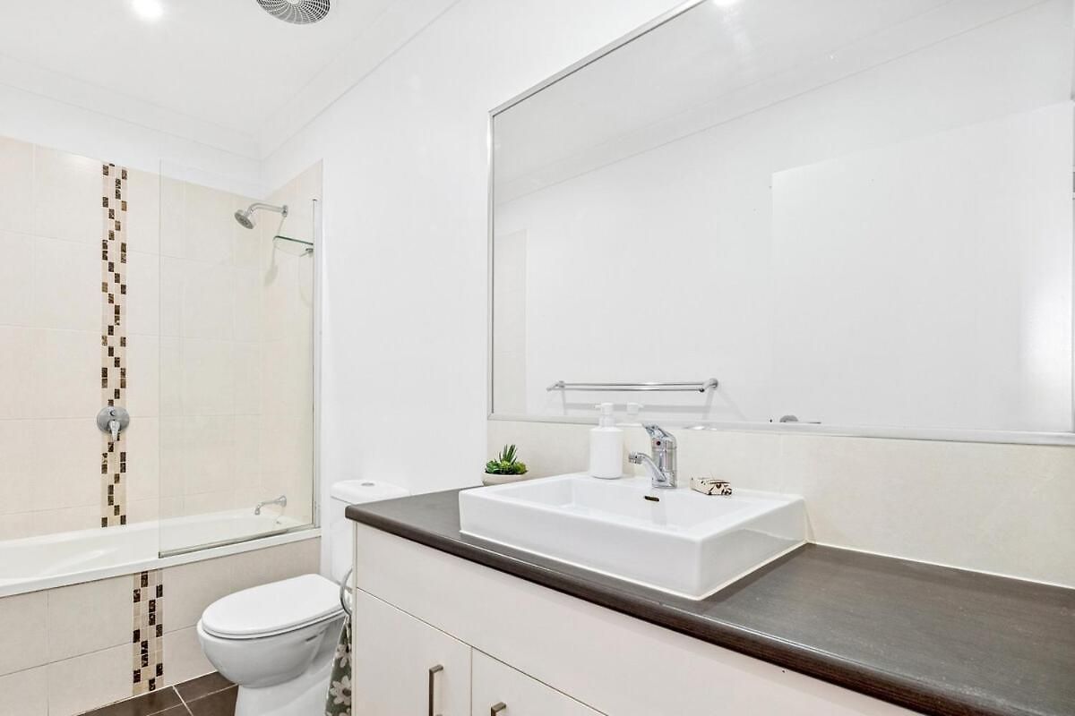 Annerley Place *