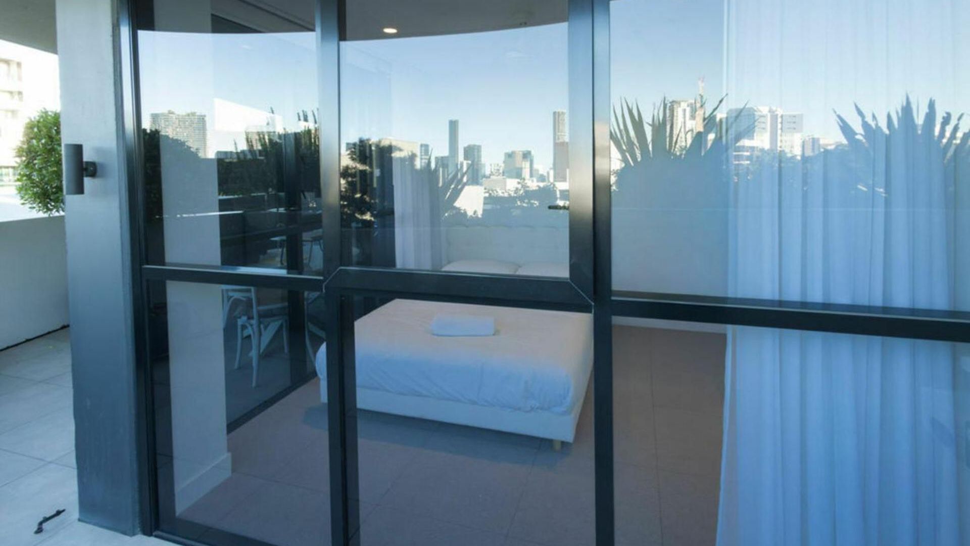 Modern 2bdr Milton Near Suncorp Stadium Apartment Brisbane