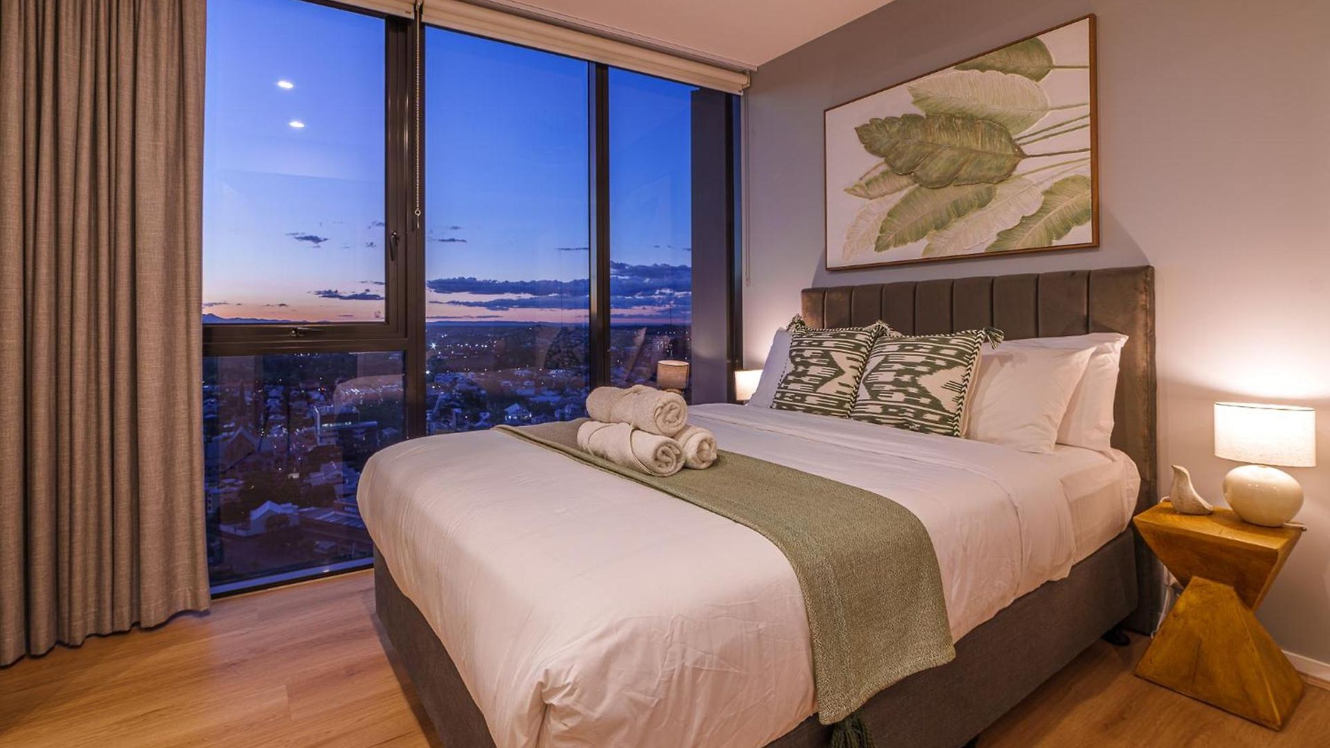 Lux 33th Floor 2br 2bath, Infinity Pool, Gym, Wifi Brisbane