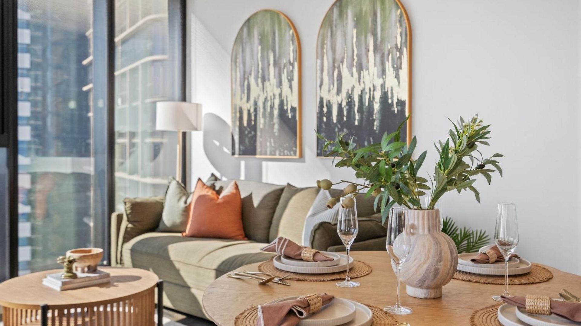 Rooftop Infinity Pool Heated Pool, Gym, Free Parking & Brisbane