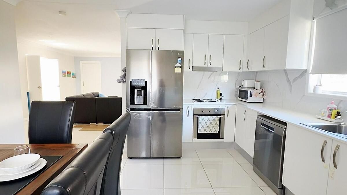 Sunny 3br Family House With Pool Sunnybank Brisbane