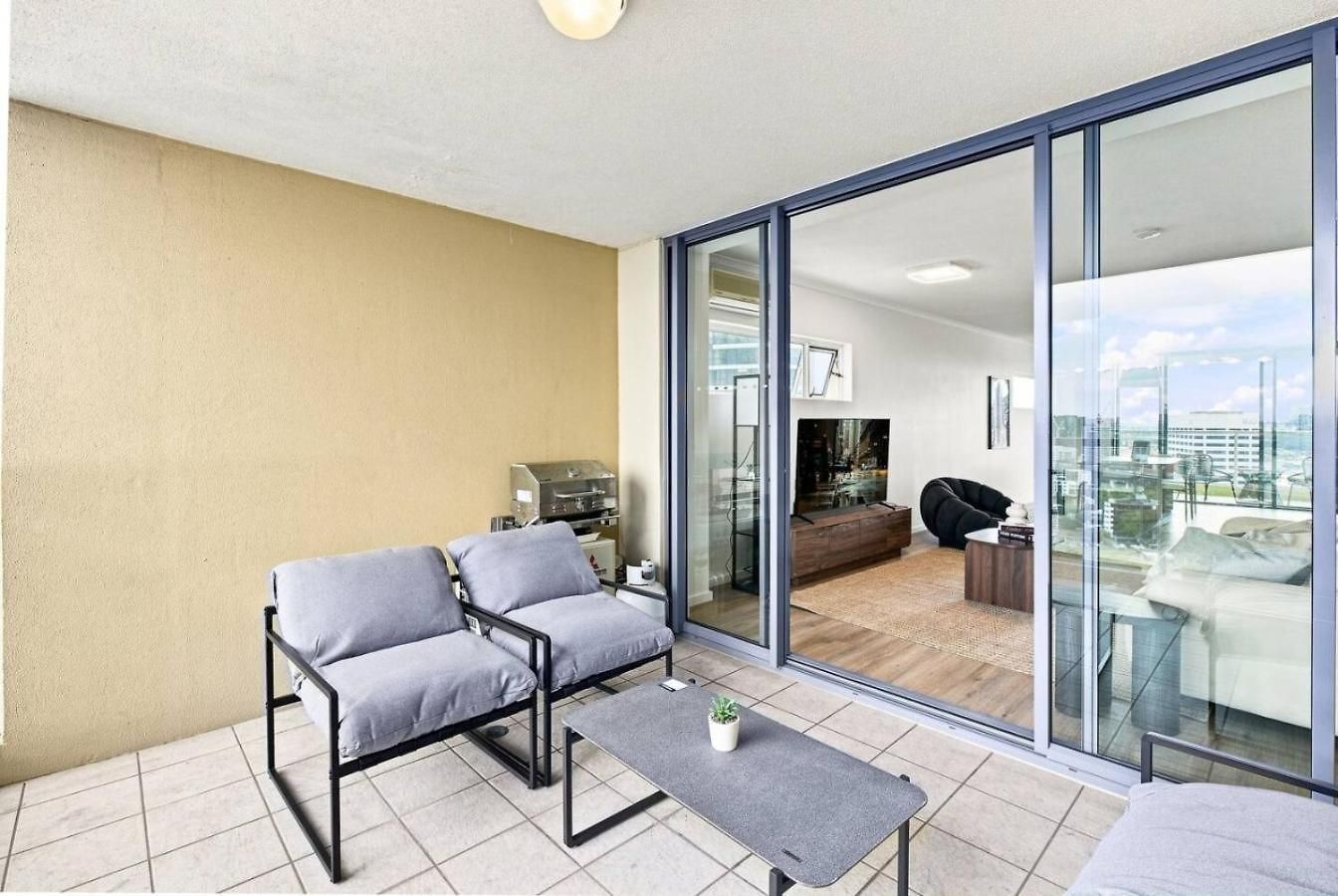 Wake To The River 3 Bedroom Riverside With Pool Gym And Parking Apartment