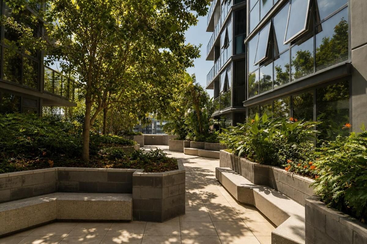2br Sky - Pool - Gym - Sleeps 6 - Baby Apartment