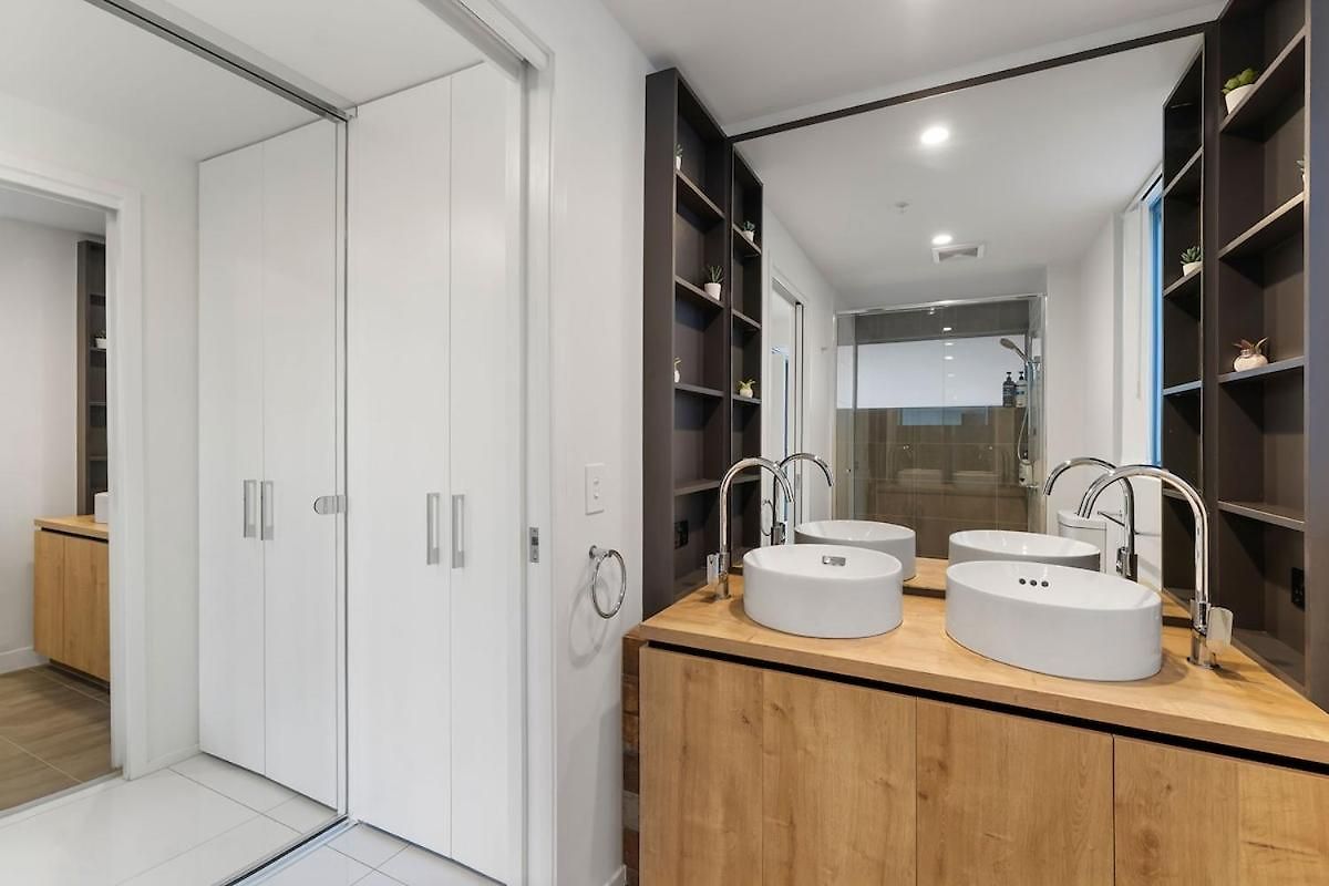 Apartment Spacious And Stylish 3br In West End Brisbane