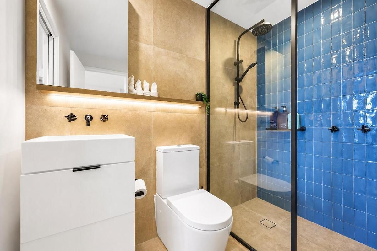 2br Sky - Pool - Gym - Sleeps 6 - Baby