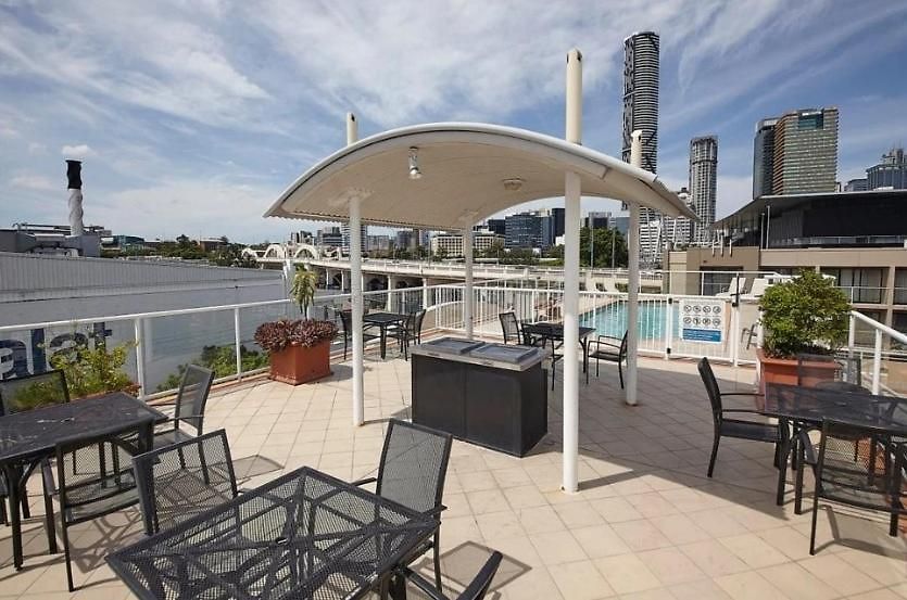 Apartment Between South Bank, & West End Brisbane
