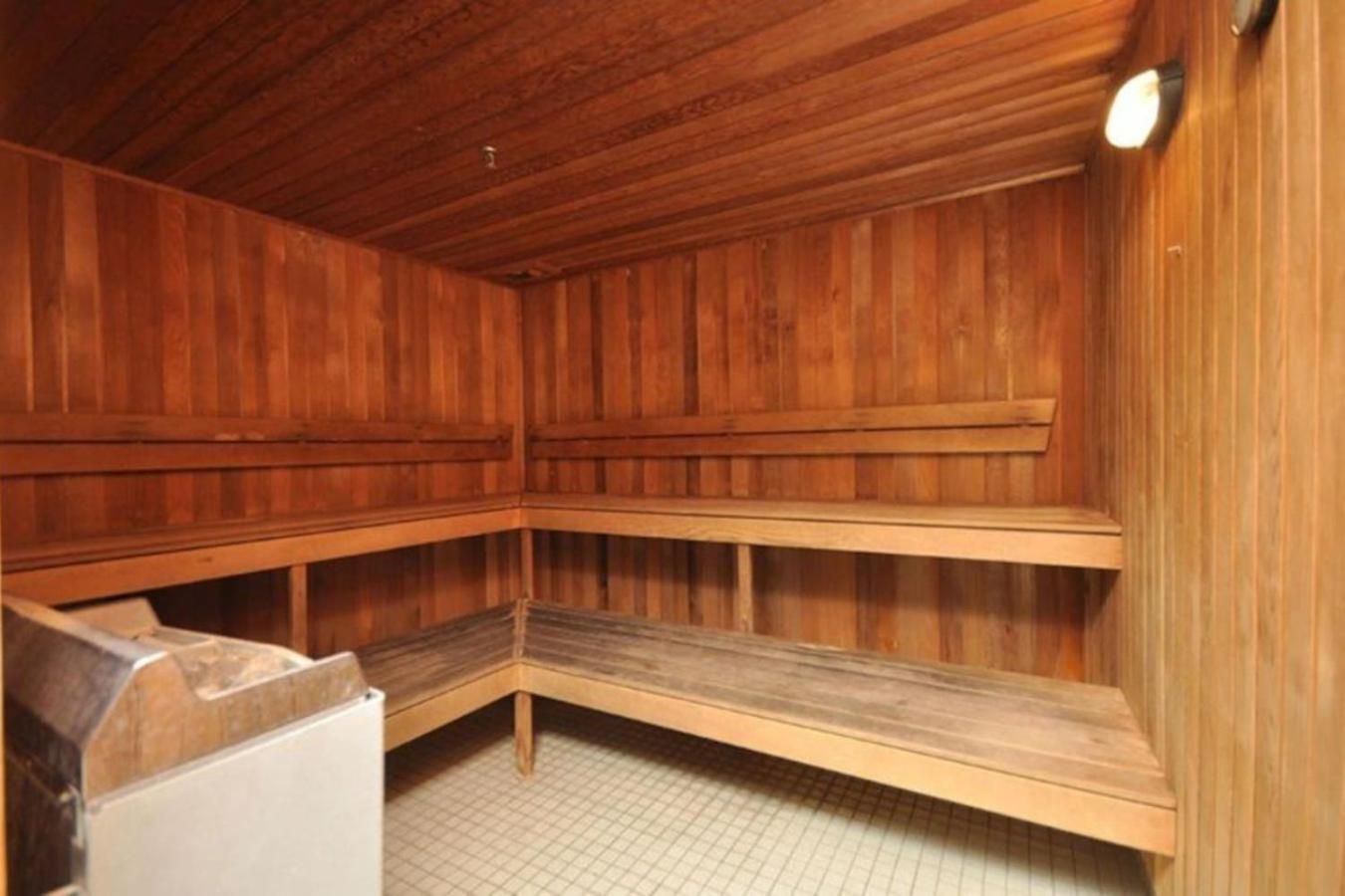 Wake To The River 3 Bedroom Riverside With Pool Gym And Parking