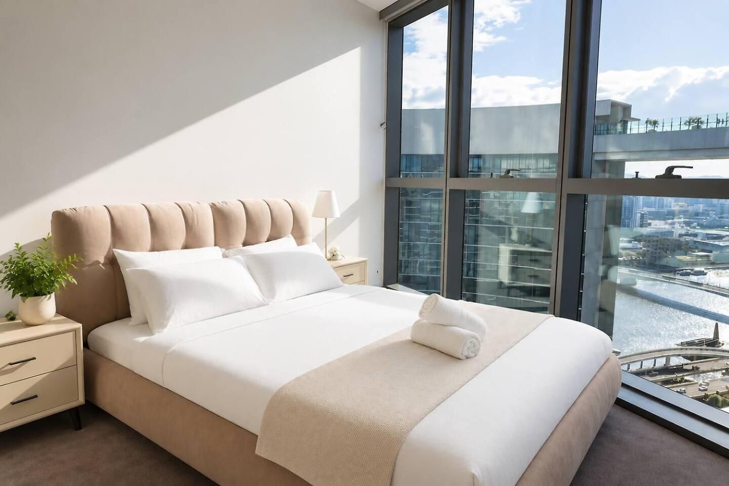 Skyline Poetry - 1br Premium In Qwr * Brisbane