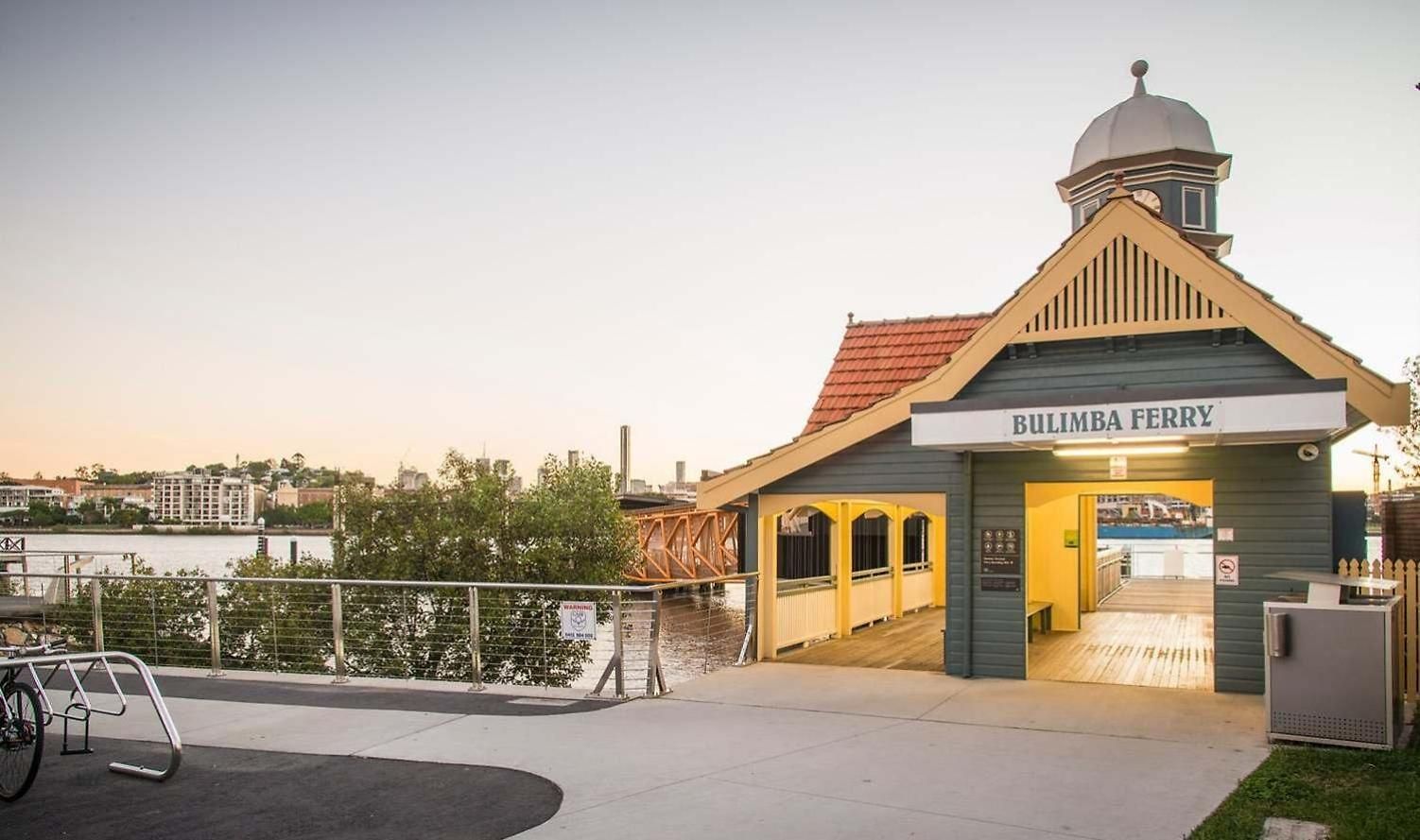 The Fishbowl - 1bed-1bath-1car-pool Apartment Brisbane