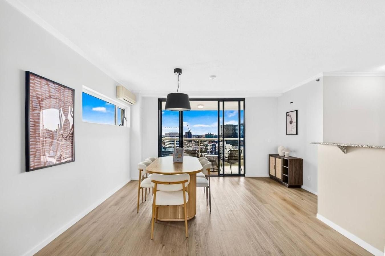 Apartment Wake To The River 3 Bedroom Riverside With Pool Gym And Parking